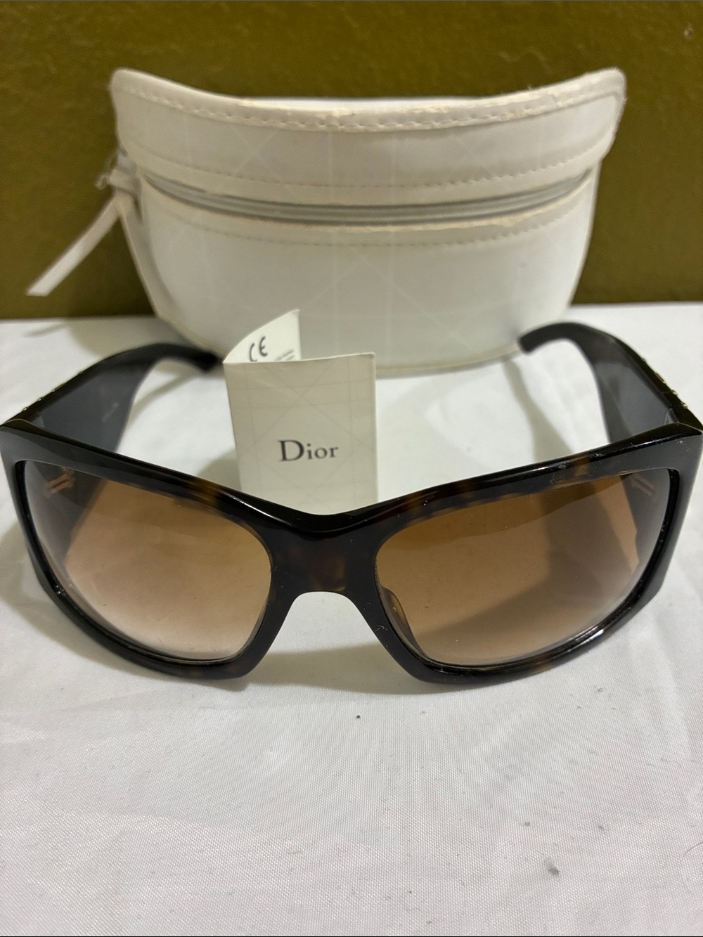 Dior Brown Gradient Oversized Women's Sunglasses - Picture 5 of 5